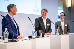 00008_Awards23_Jako_Session4_1500_1545