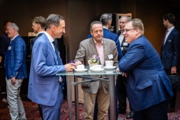 00016_Awards23_Jako_Atmo