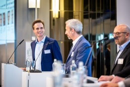 00023_Awards23_Jako_Session1_1400_1445