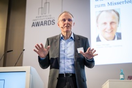 20240418_Awards24_Jako_1635-1705_Ohlrogge_Abschluss_Keynote_013