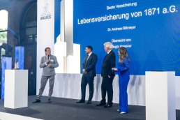 00176_Award23_Award5_Beste_Versicherung