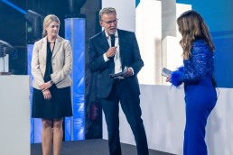 00339_Award23_Award14_Best_Impact_Investor