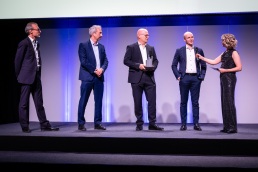 20240418_Awards24_Gala_04_BesterInvestorFixedIncome_014