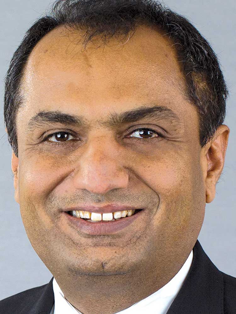 Vikas Kapoor, Co-Leiter, AB Custom Alternative Solutions, Alliance Bernstein